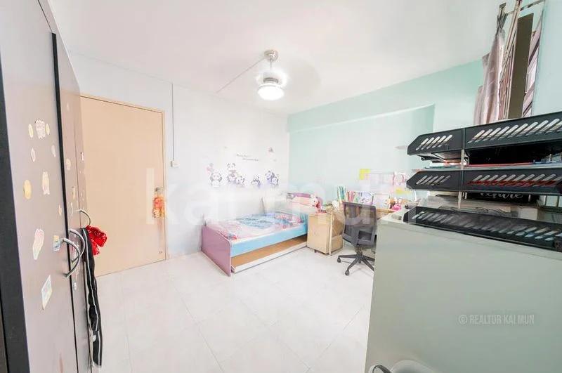 4 Room (4A) HDB for Sale in  719 Woodlands Avenue 6 - Image 7